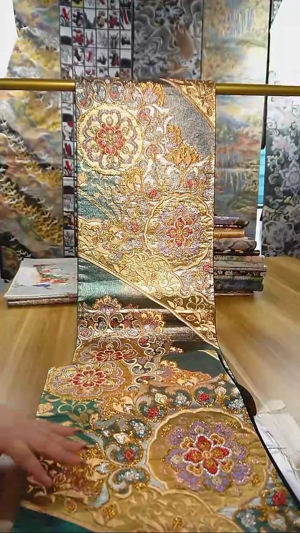 【闪购商品】织绣织锦47彩金织宝相花