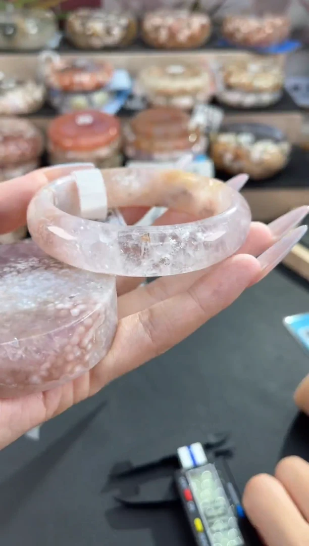 未镶嵌手镯石英质玉天然樱花玛瑙手镯（镯心赠品）59