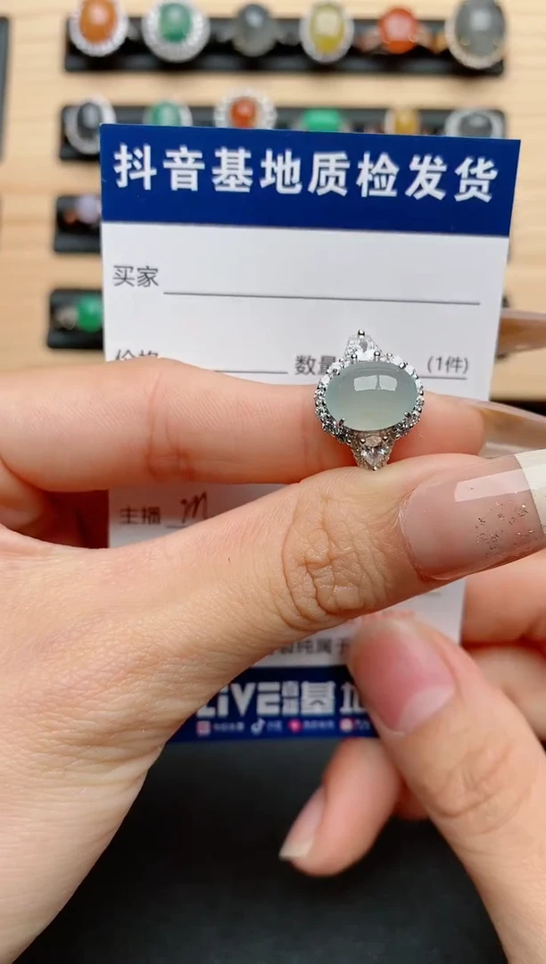 【闪购商品】翡翠戒指银S925镶嵌.....