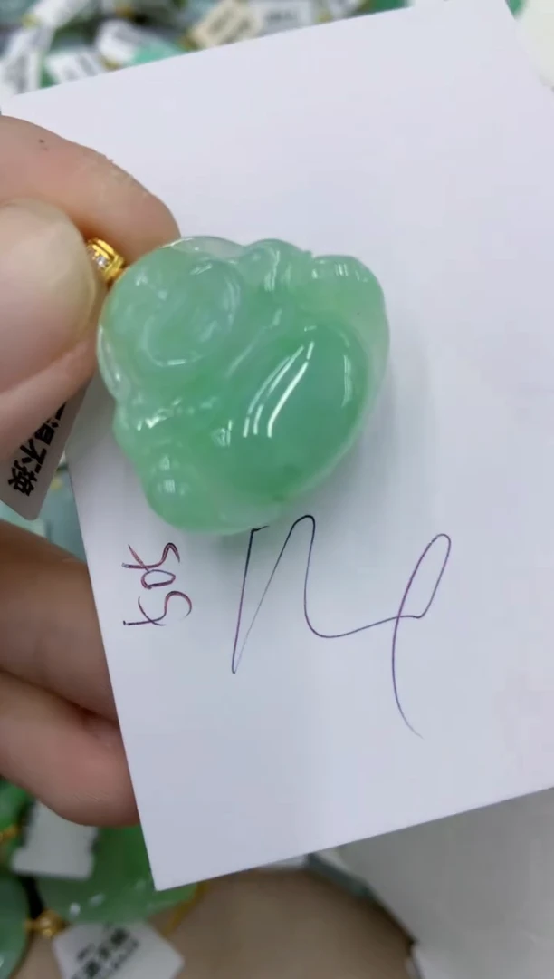 颈饰未镶嵌翡翠11111111111