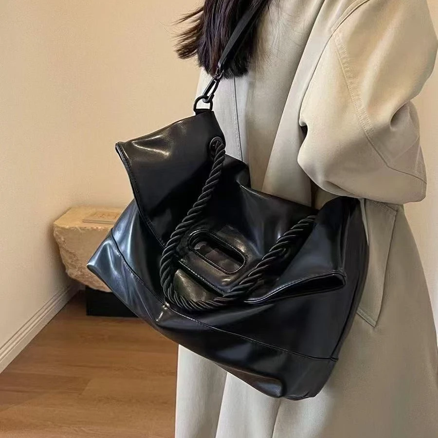 直播间C款：UMi嘉品洋气百搭ins时尚女包（默认微瑕，介意勿拍）