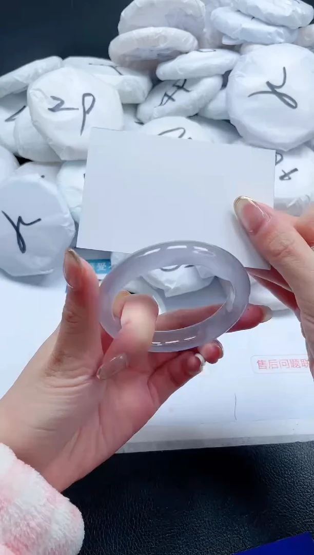 【闪购商品】石英质玉手镯未镶嵌 10J37-54