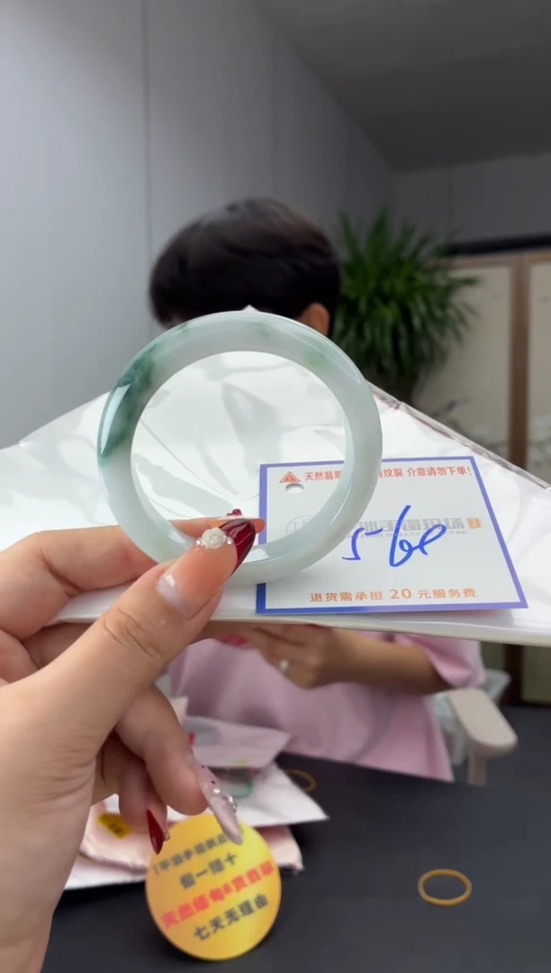 翡翠手镯未镶嵌1111111