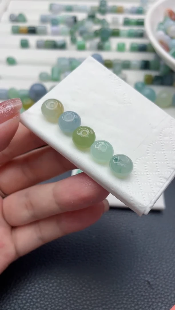 【闪购商品】定制翡翠未镶嵌珠子