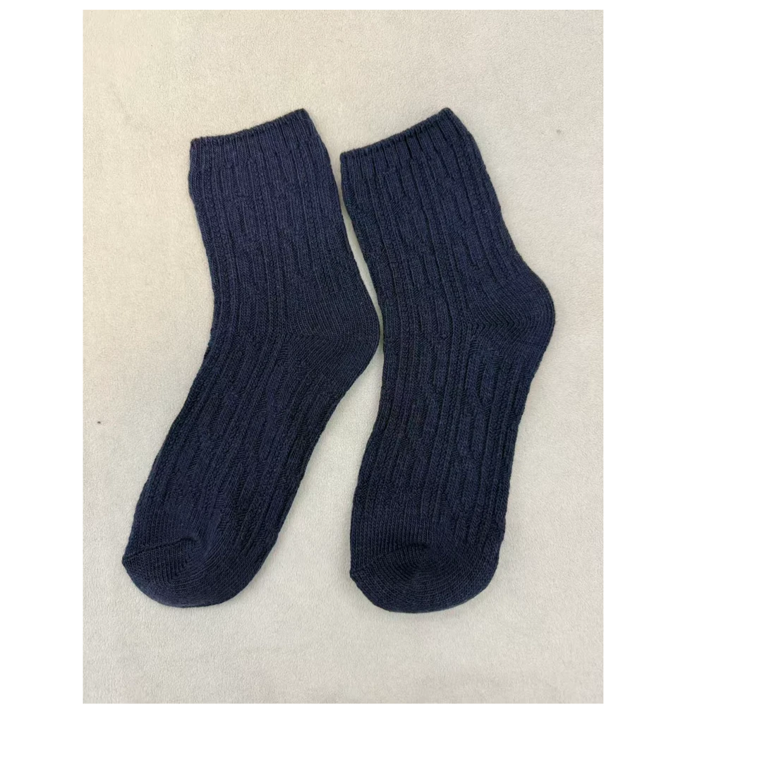 休闲透气除臭吸汗百搭秋冬中筒袜