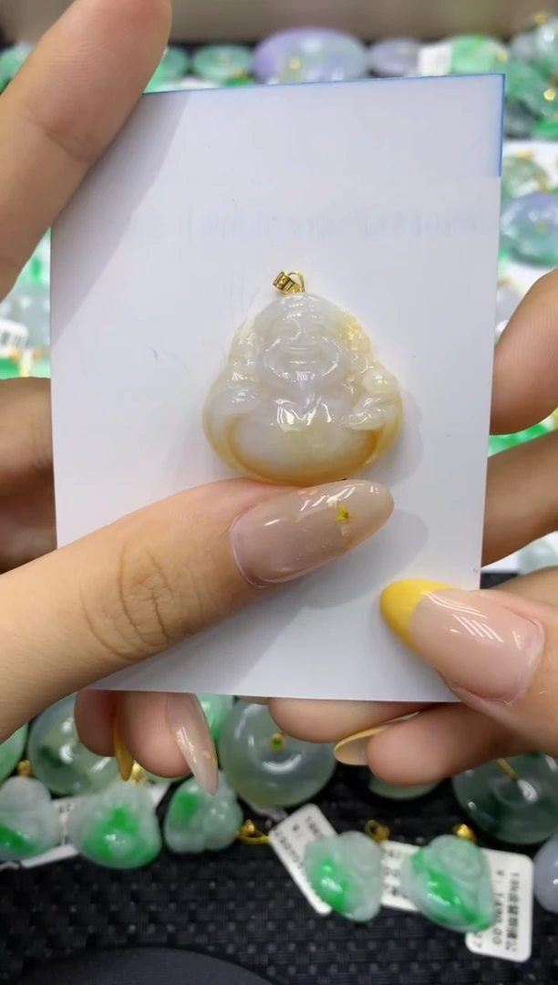 颈饰18K金镶嵌翡翠天然缅甸翡翠A货