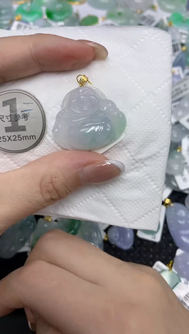 颈饰18K金镶嵌翡翠111111111