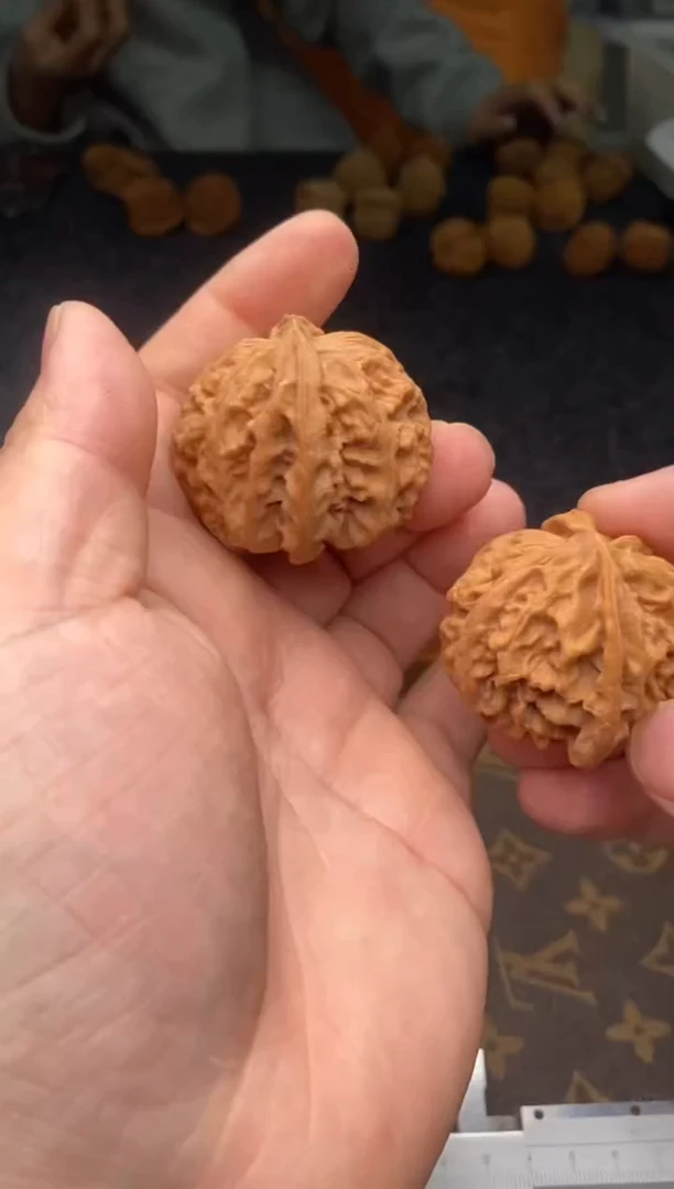 把件文玩核桃B241号43尺苹果园