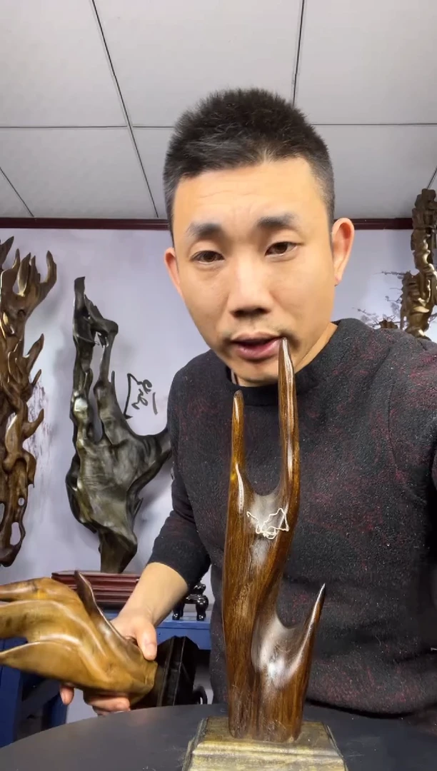 金丝楠木雕款l****n金丝楠木工艺品摆件