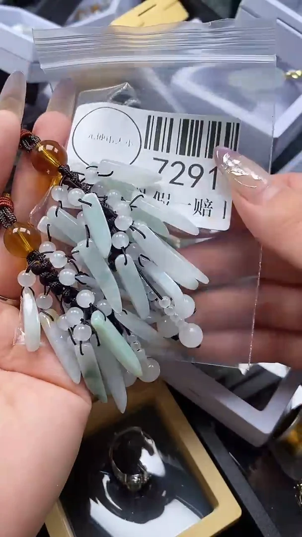 吊坠(不含链)未镶嵌翡翠7291