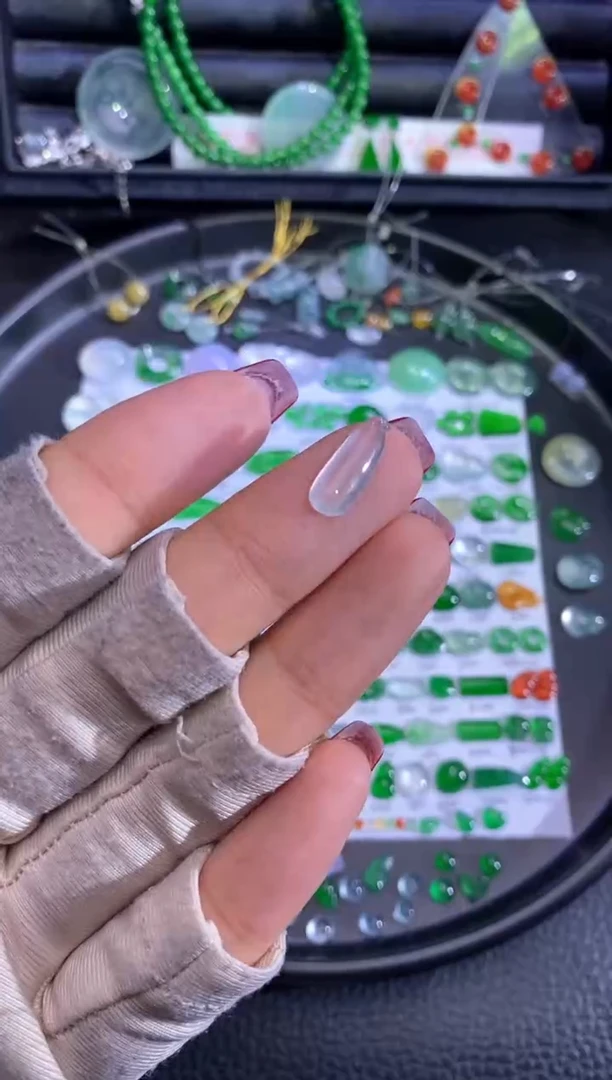 未镶嵌挂件翡翠瓜