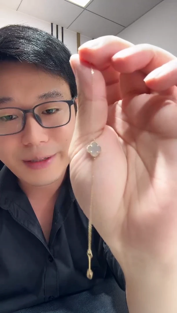 手链贝壳（贝母）18K金镶嵌白色k黄，小号单花手链GHJ