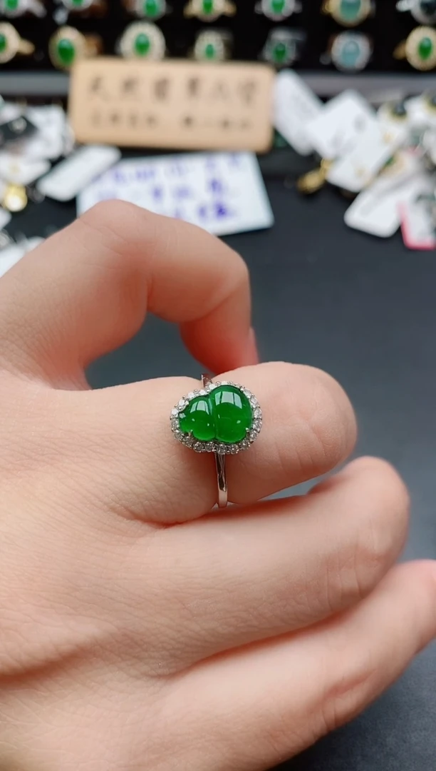 银S925镶嵌戒指翡翠1