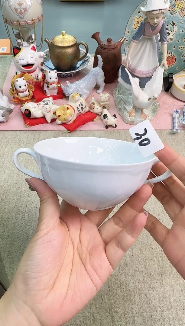 瓷片泡泡家的瓷器真好看