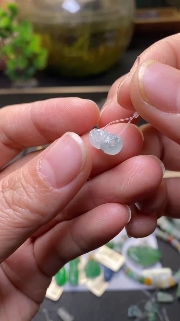 颈饰未镶嵌翡翠38065