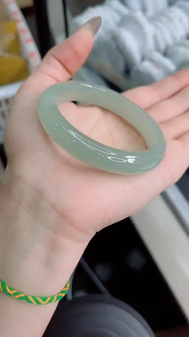未镶嵌手镯石英质玉228-55