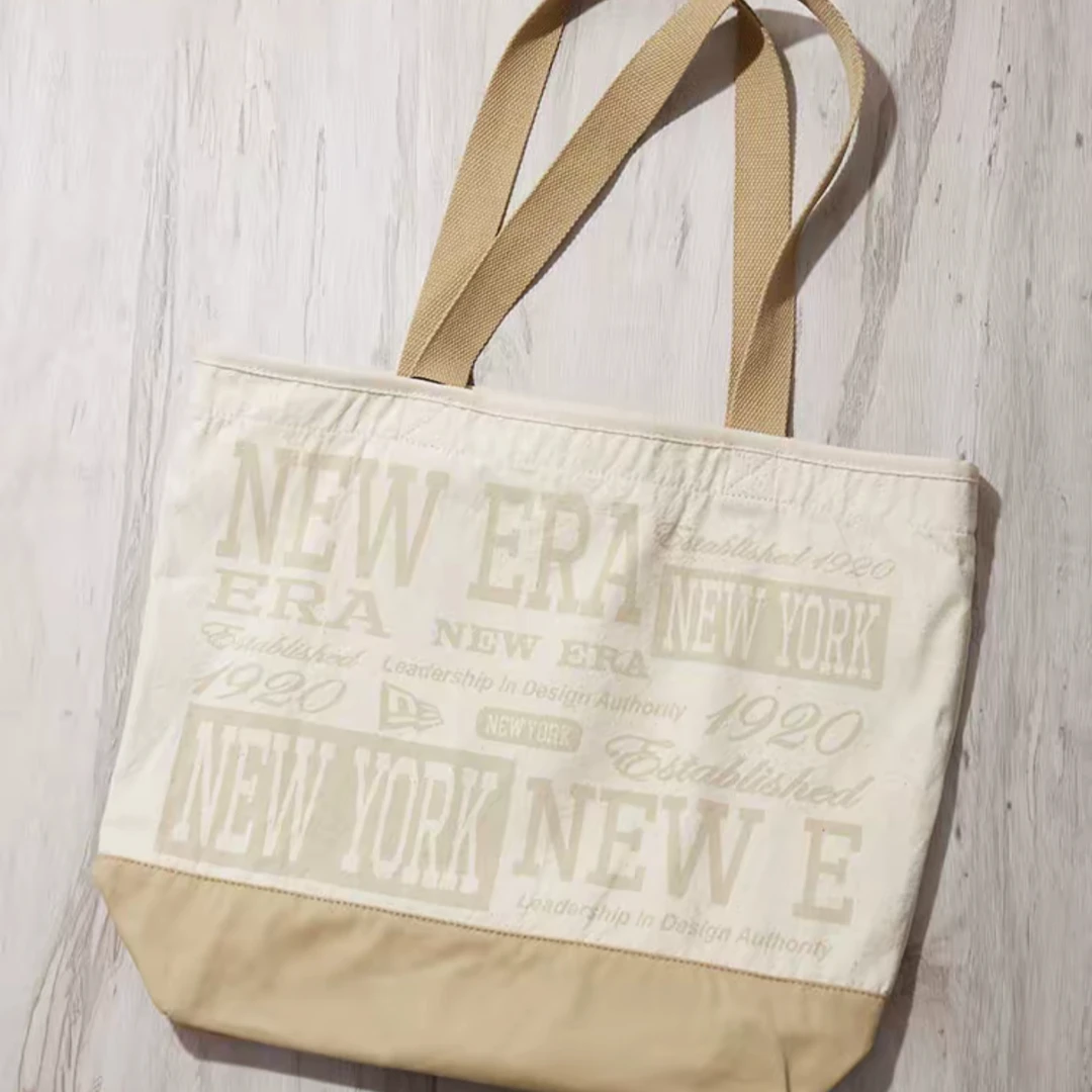 NewEra x MLB适感机能系列大容量织物单肩包男女同款情侣款象牙白