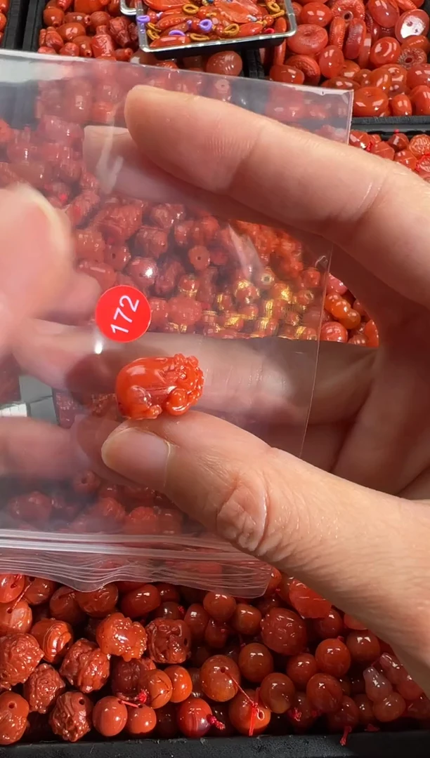 【闪购商品】南红玛瑙颈饰未镶嵌1