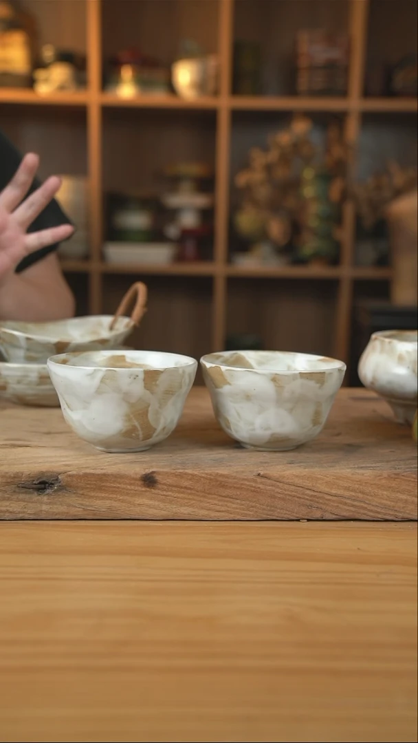 粉影系列的葫芦米饭碗2个