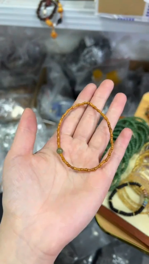 【闪购商品】橄榄核手串未镶嵌橄榄核竹节和田玉款单圈手链