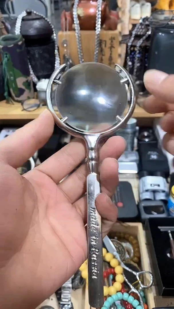瓷片闪购商品  如图所示