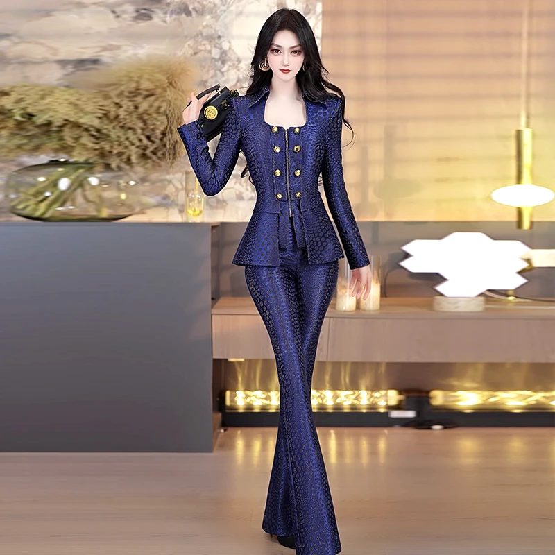 春季英伦风帅气翻领小西服喇叭裤两件套2025新款时尚西装套装