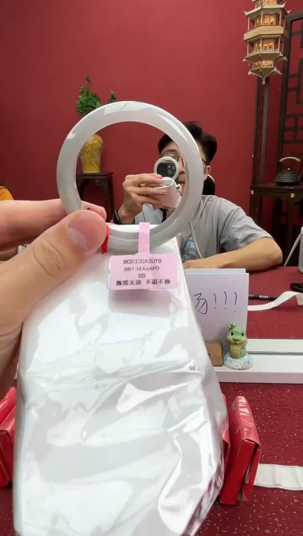 翡翠手镯未镶嵌31手镯