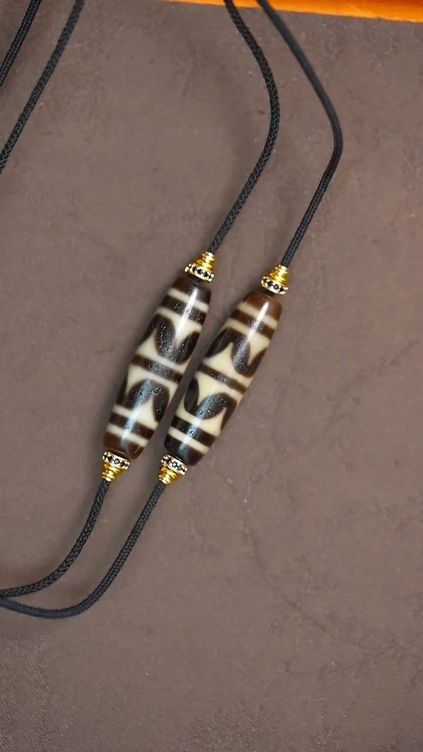 玛瑙/玉髓（覆膜）颈饰未镶嵌新珠子吊坠（多样性发货）