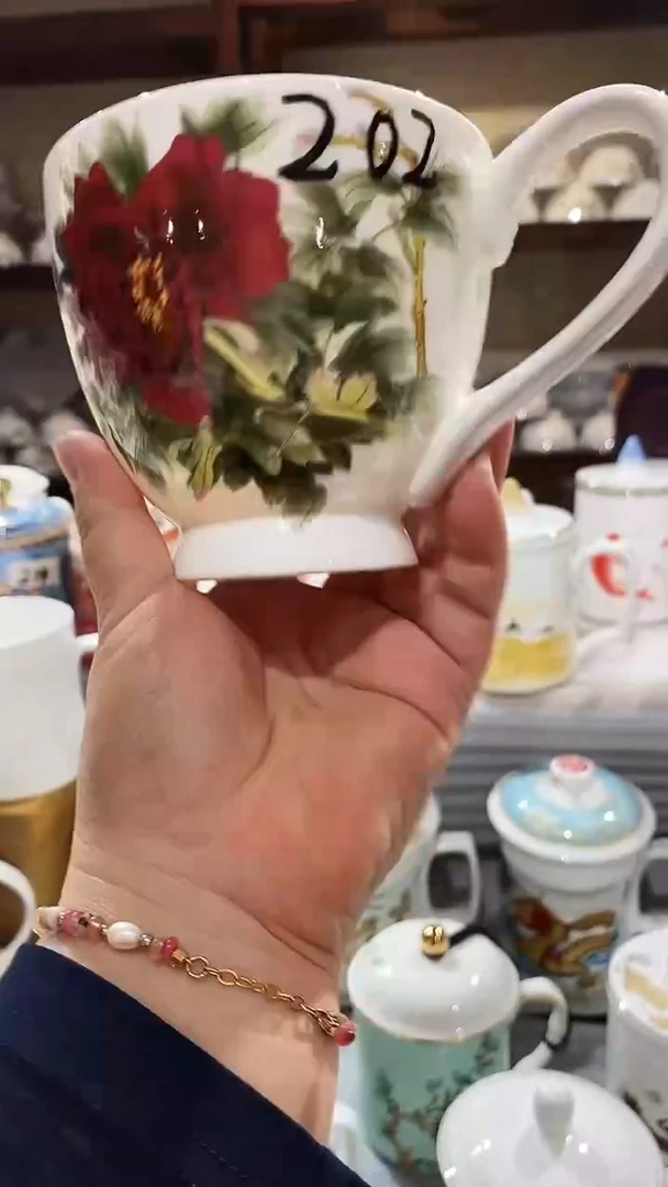 碗闪购商品  库存产品默认微瑕介意慎拍