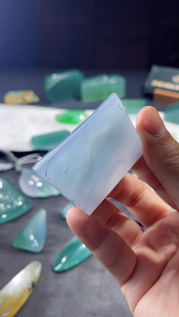 未镶嵌定制翡翠佳佳翡翠毛料定制包工包料1.88w