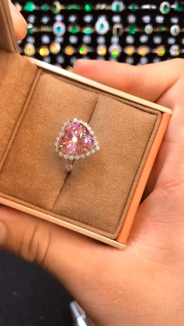 蓝宝石戒指银S925镶嵌......