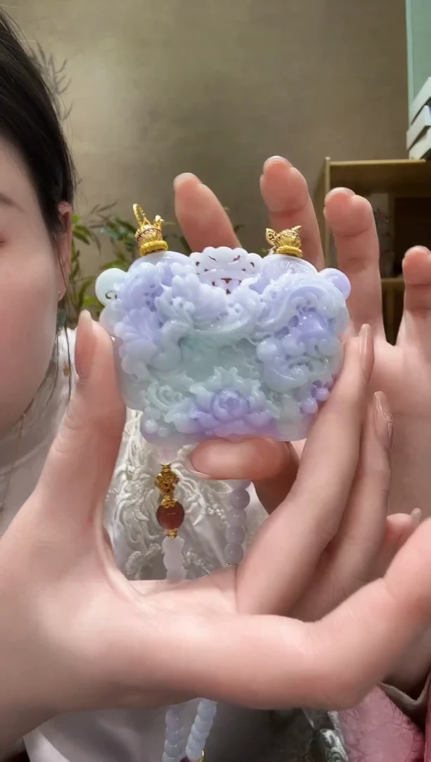 【闪购商品】翡翠颈饰未镶嵌吊坠