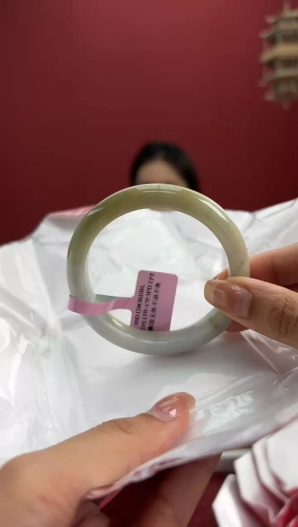 翡翠手镯未镶嵌6手镯