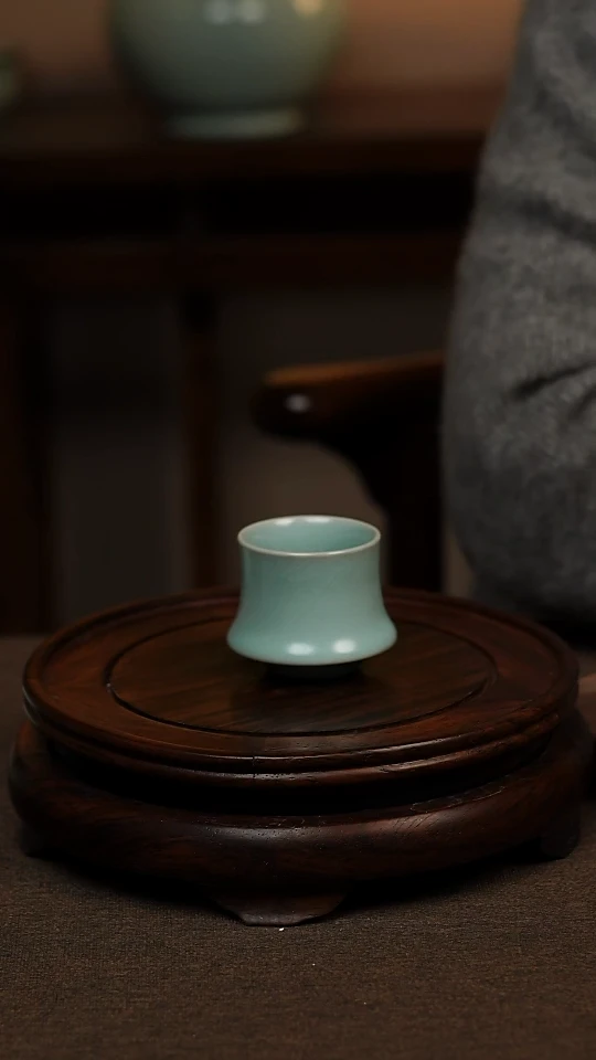 瓷片仿古天青全手工聚财杯40ml 微瑕 不带礼盒