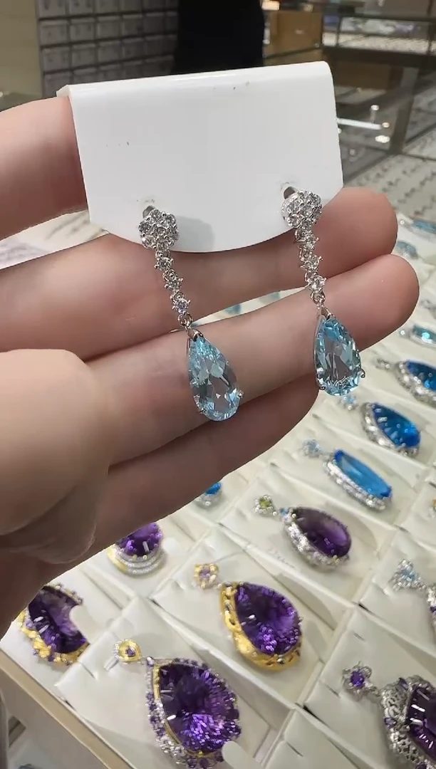 银S925镶嵌托帕石耳饰耳坠