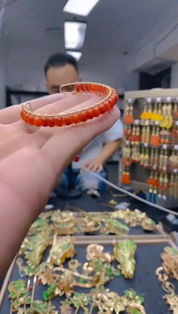 【闪购商品】翡翠耳饰合金73翡翠手镯
