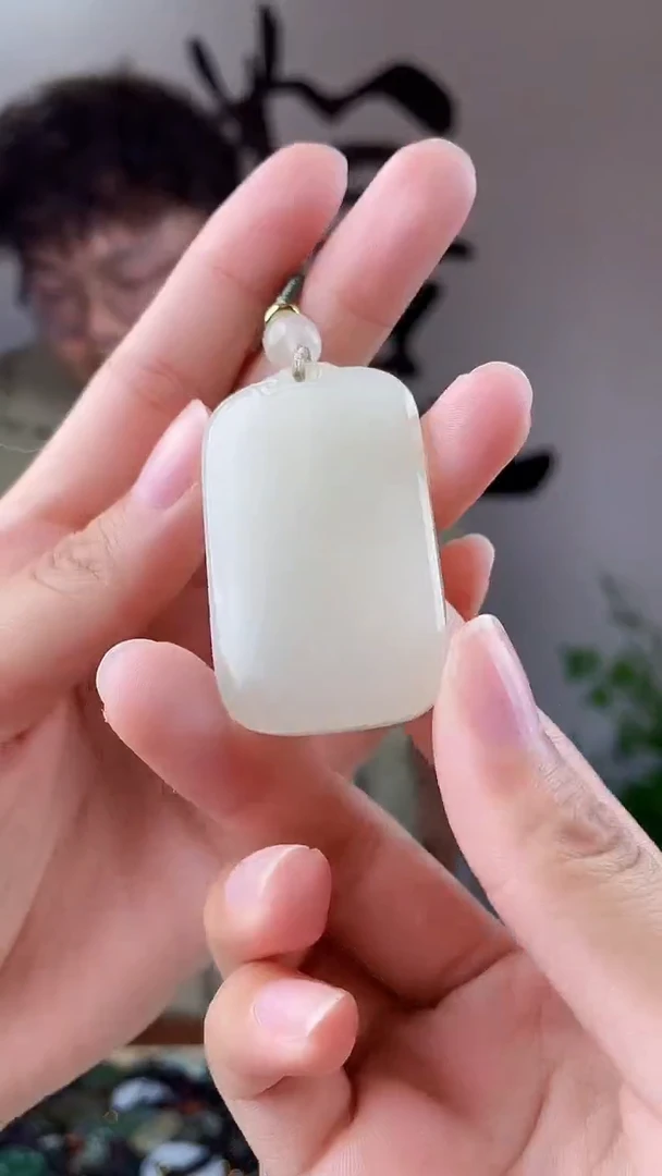 和田玉未镶嵌颈饰拍一发一，多样性发货