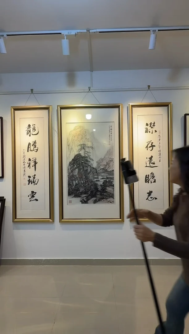 国画炳山艺术--大土三阳老师作品    龙腾对联