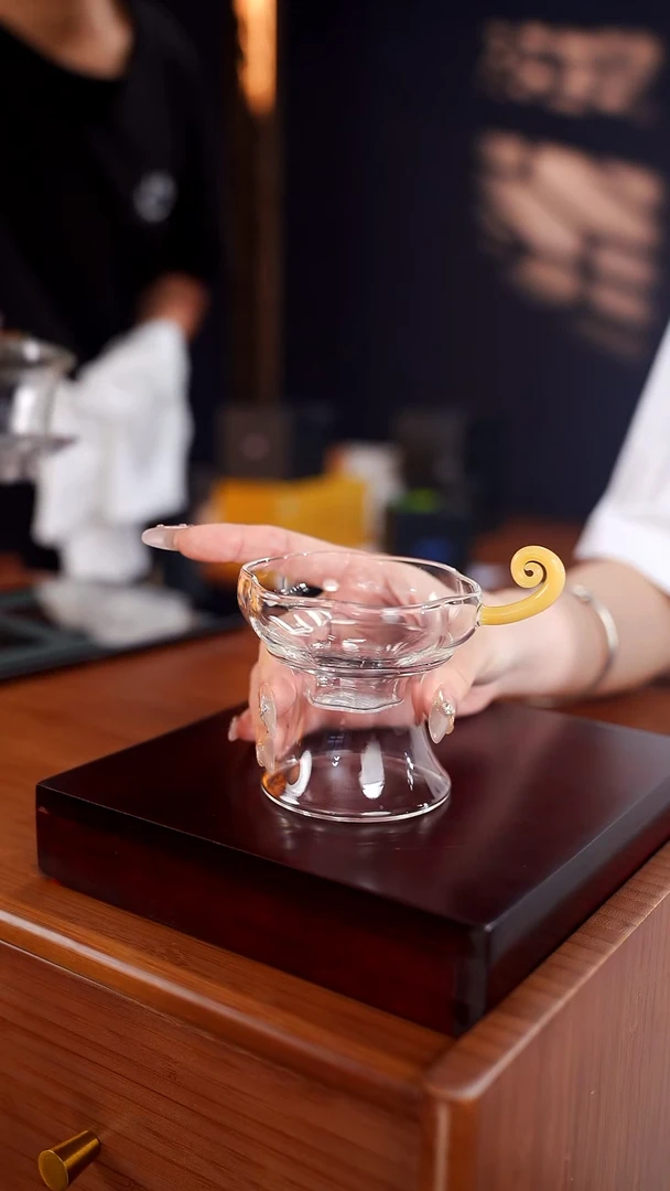 禾器予乐茶漏金玉色