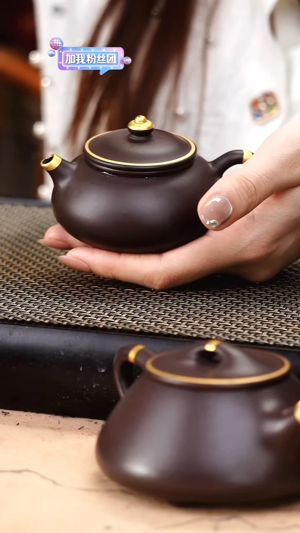 茶壶紫砂四号井茄皮紫泥描金寒江130cc