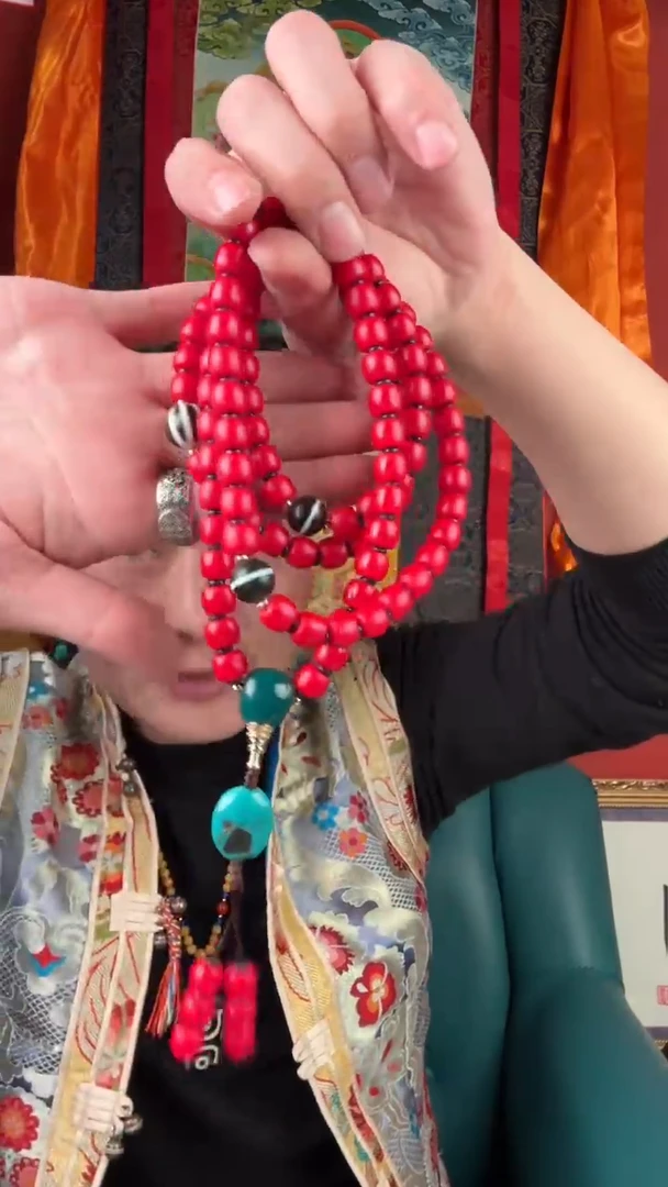 无非金属红雪吧珠串