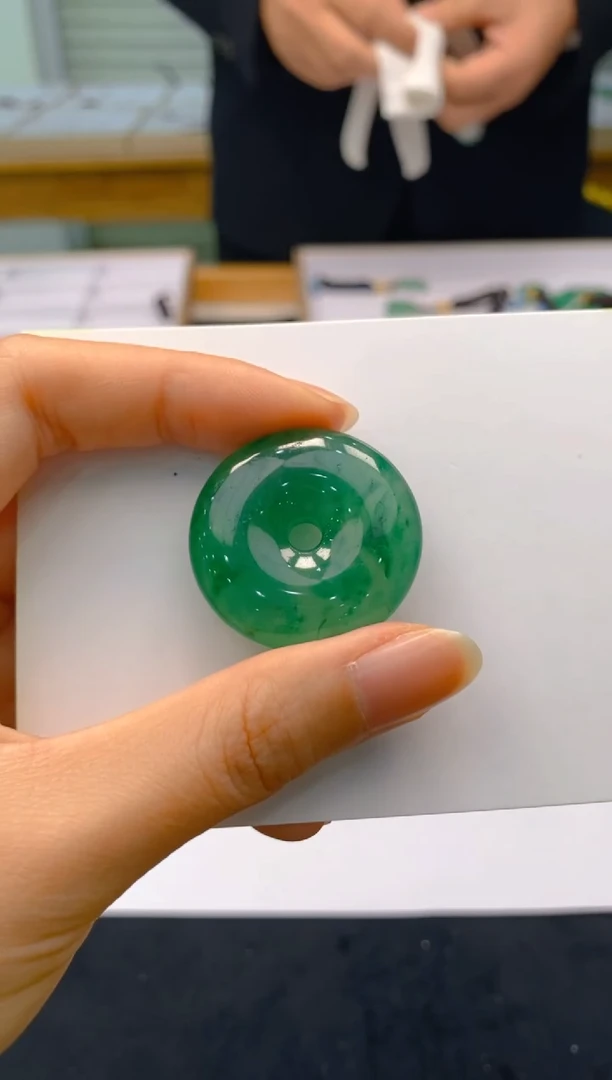 【闪购商品】石英质玉颈饰未镶嵌冰美人非洲翠083