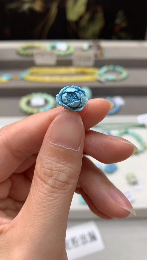 未镶嵌绿松石雕刻A138