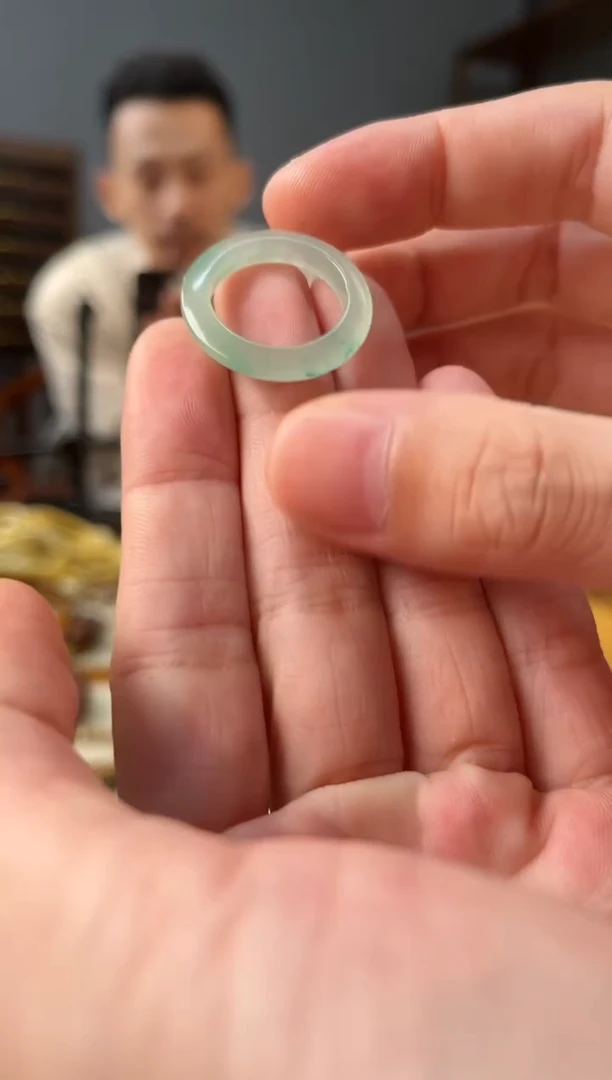 石英质玉非洲翠未镶嵌木*黎非洲翠