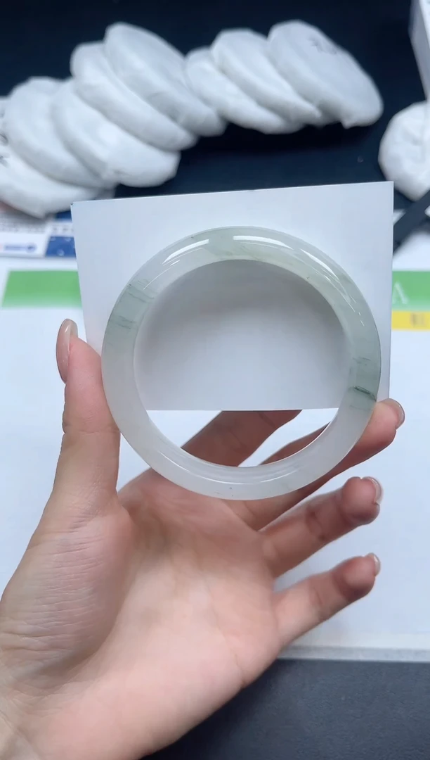 未镶嵌手镯石英质玉024-5859