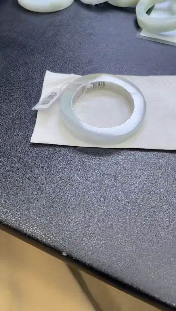 未镶嵌手镯定制翡翠@****林手镯