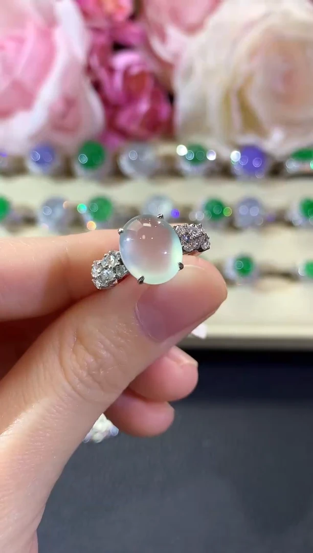 18K金镶嵌戒指翡翠冬日珠宝E158