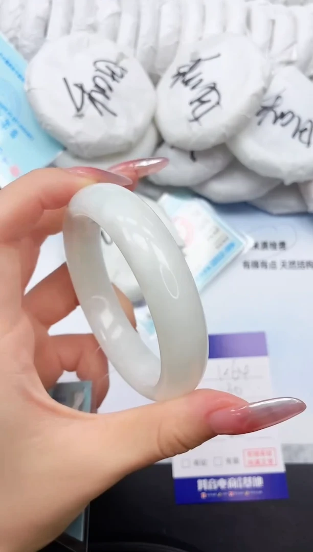 和田玉手镯未镶嵌3K64-56