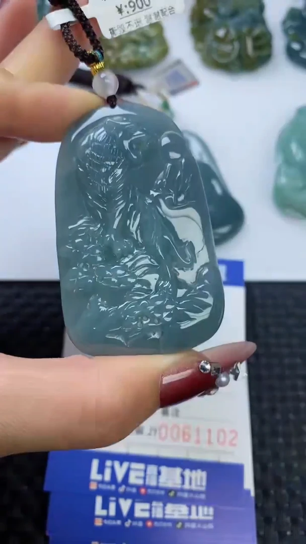 【闪购商品】翡翠颈饰未镶嵌111111111111111111