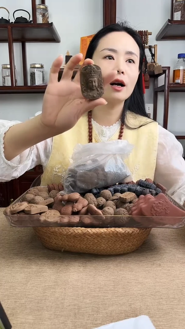 泥塑疏肝解郁香方观音牌